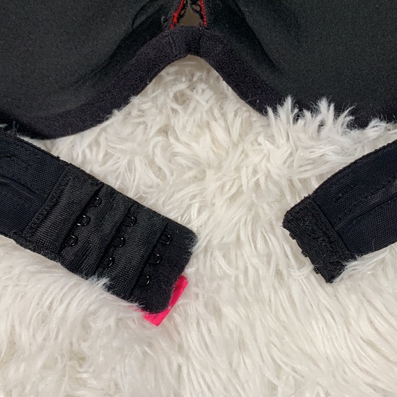 La SENZA Beyond Sexy Black & Red Rhinestone Bra 32B - Picture 5 of 10